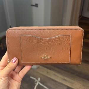 Coach Accordion Cross-grain Leather Zip Wallet Cognac Brown